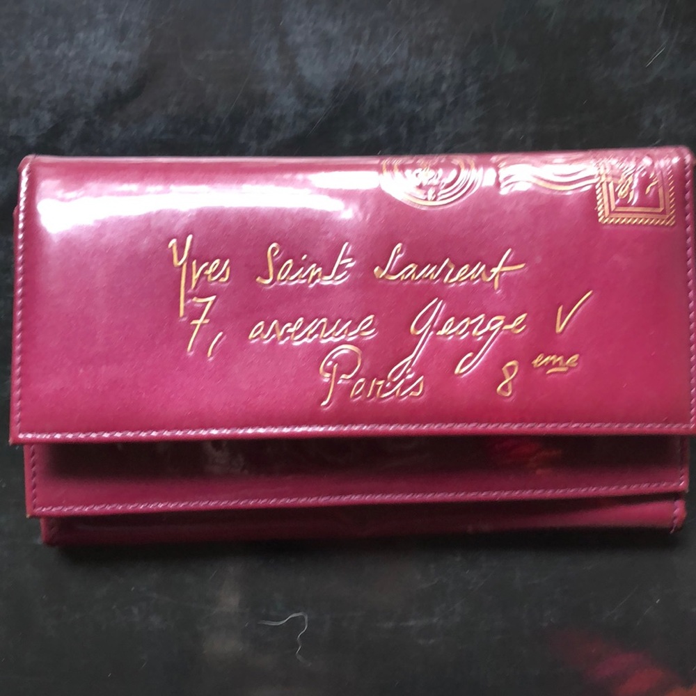 Yves Saint Laurent Y Mail Wallet